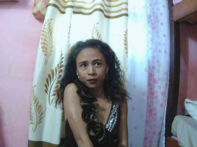 Reinewallashy3 webcam