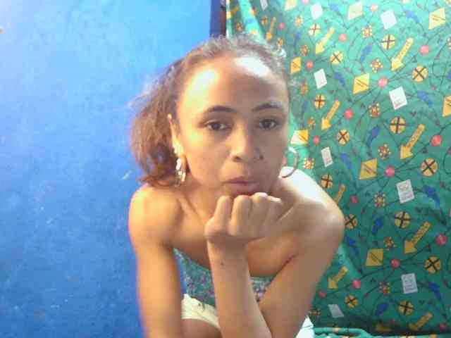 Reinewallashy3 webcam