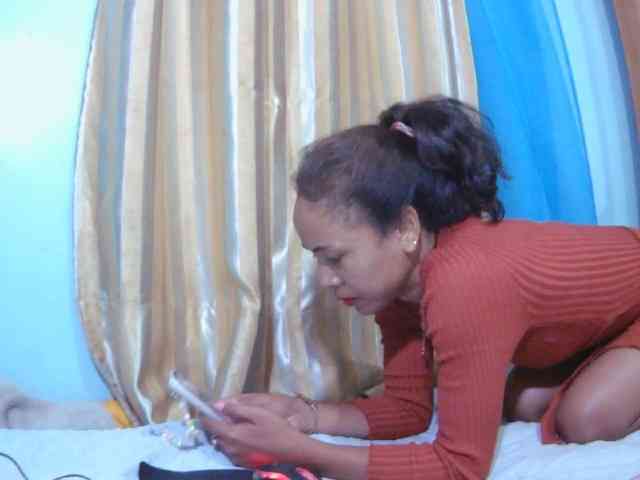 Reinewallashy3 webcam