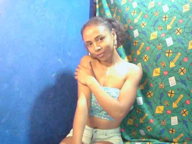 Reinewallashy3 webcam