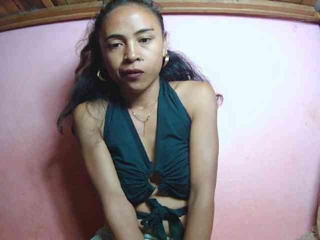 Reinewallashy3 webcam