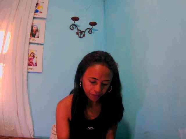 Reinewallashy3 webcam