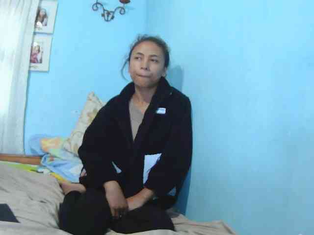 Reinewallashy3 webcam