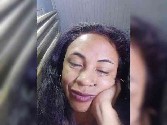 Reinewallashy3 webcam