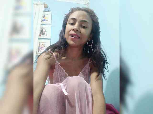 Reinewallashy3 webcam