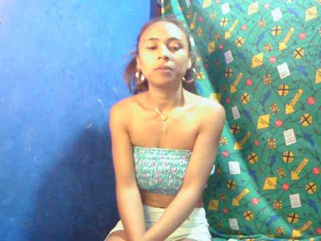 Reinewallashy3 webcam