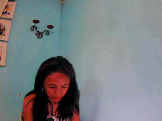 Reinewallashy3 webcam