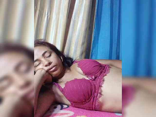 Reinewallashy3 webcam