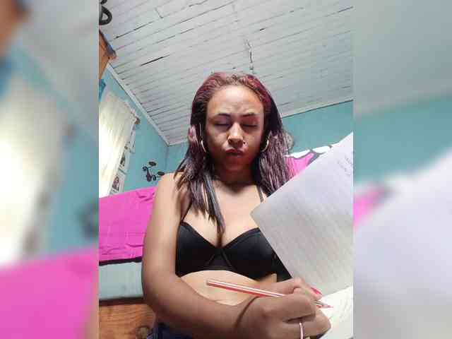 Reinewallashy3 webcam