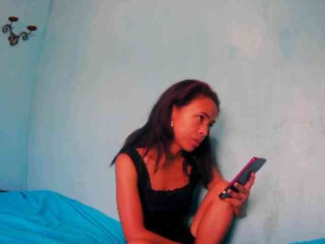 Reinewallashy3 webcam