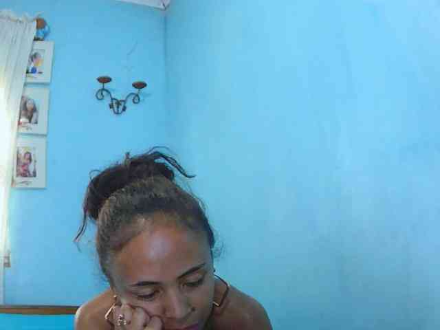 Reinewallashy3 webcam