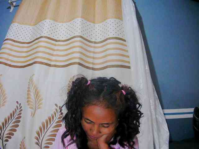 Roxanne03 Live Webcam on BongaCams