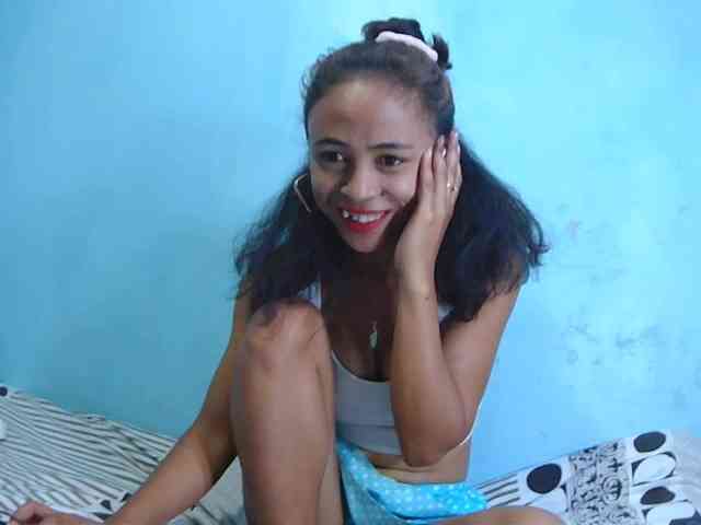Reinewallashy3 webcam