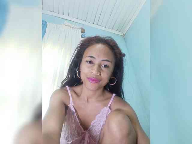 Reinewallashy3 webcam