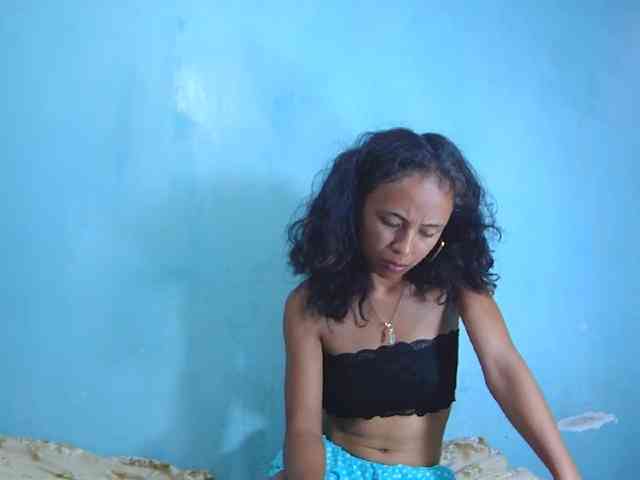 Reinewallashy3 webcam