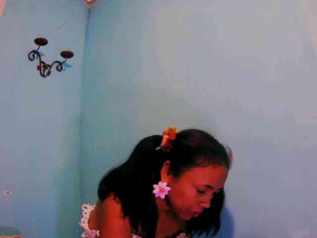 Reinewallashy3 webcam