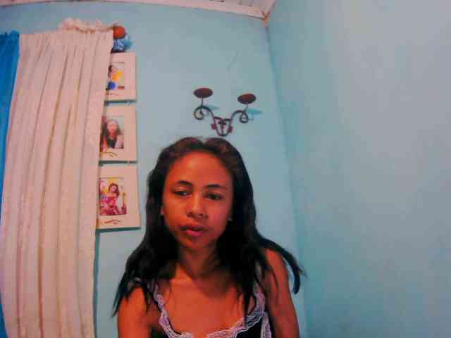 Reinewallashy3 webcam