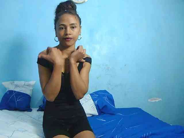Reinewallashy3 webcam