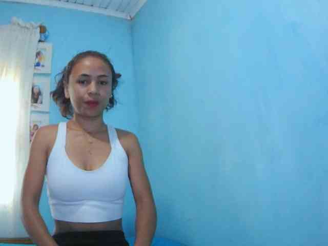 Reinewallashy3 webcam