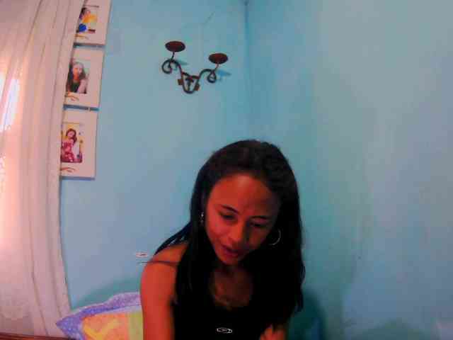 Reinewallashy3 webcam