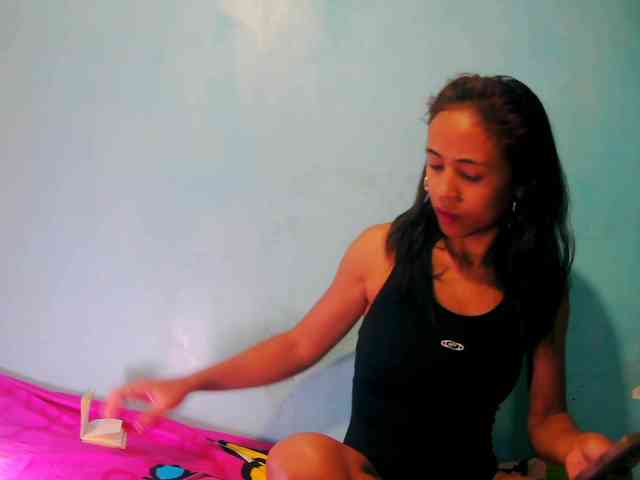 Reinewallashy3 webcam