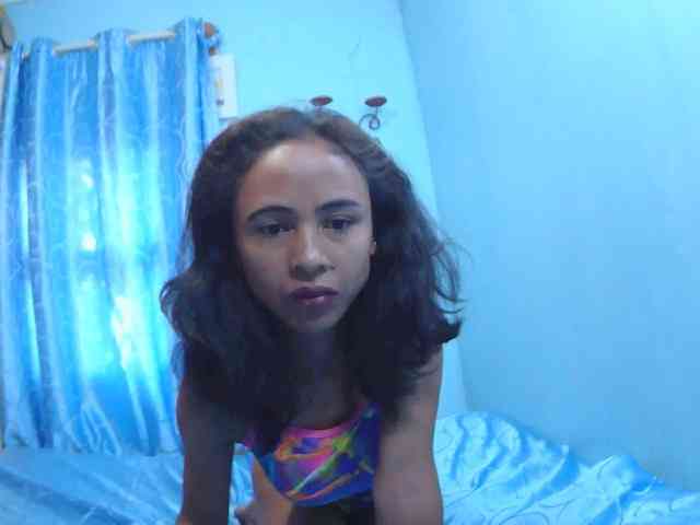 Reinewallashy3 webcam