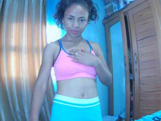 Reinewallashy3 webcam