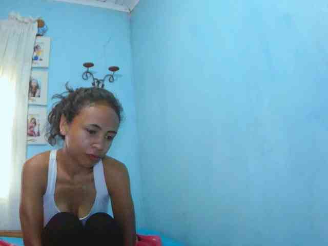 Reinewallashy3 webcam