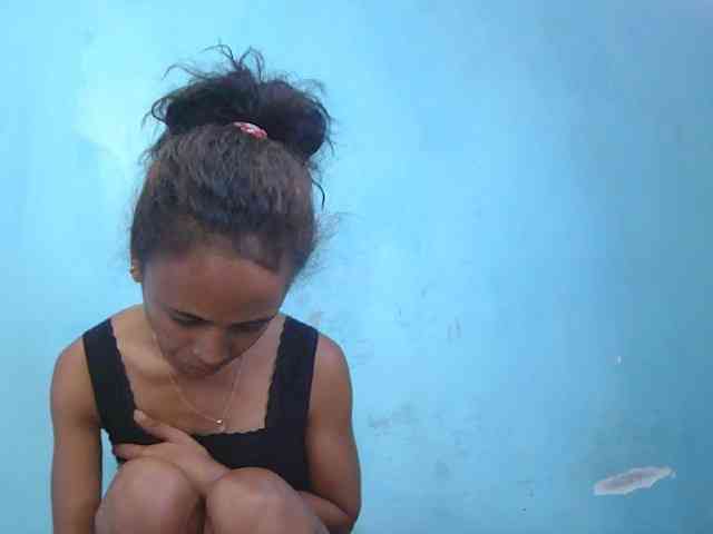 Reinewallashy3 webcam