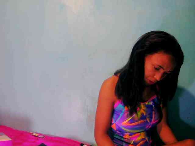 Reinewallashy3 webcam