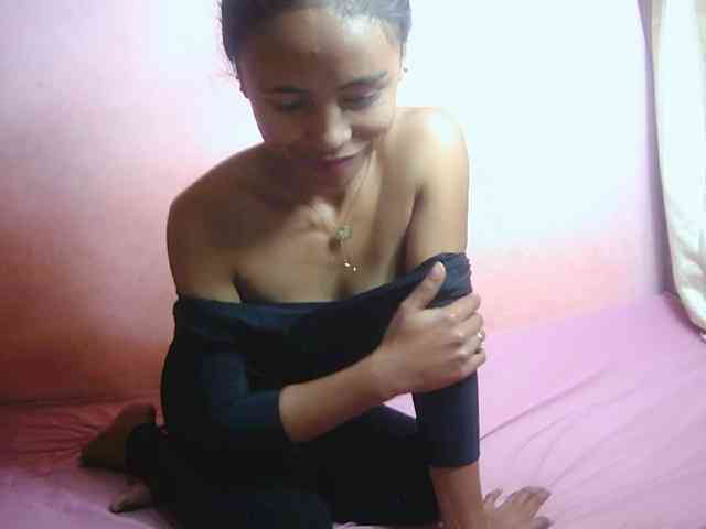 Reinewallashy3 webcam