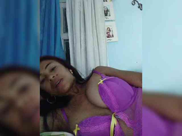 Reinewallashy3 webcam