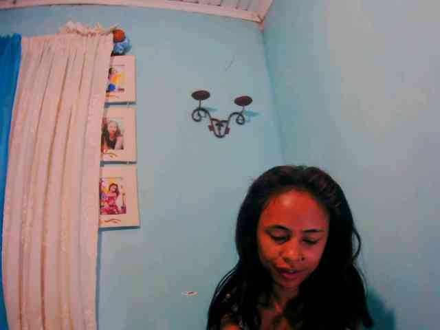 Reinewallashy3 webcam