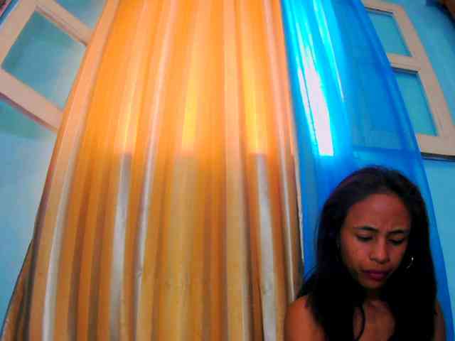 Reinewallashy3 webcam