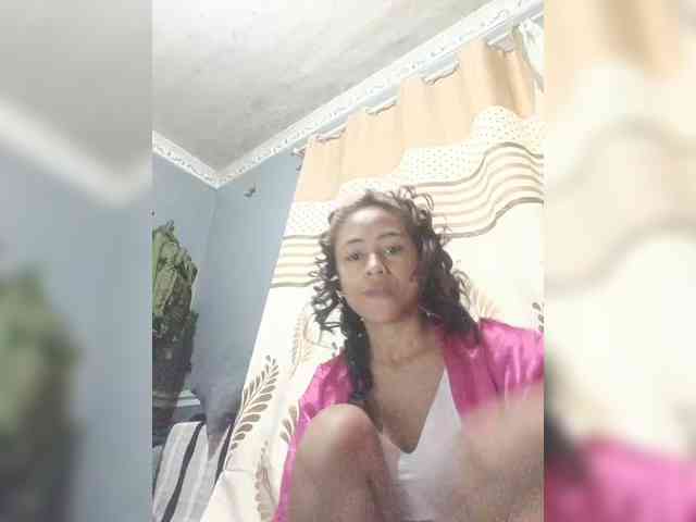 Reinewallashy3 webcam