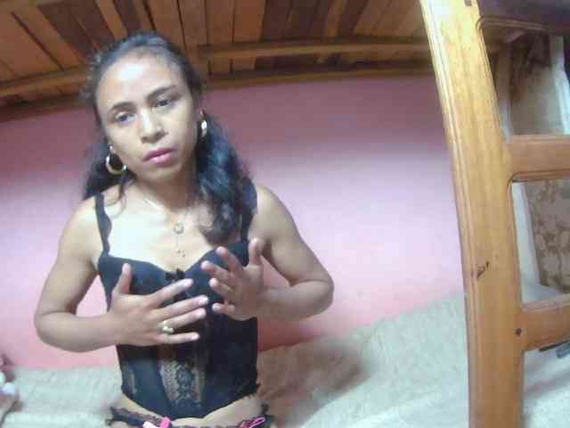 Reinewallashy3 webcam
