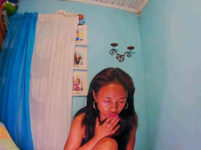 Reinewallashy3 webcam