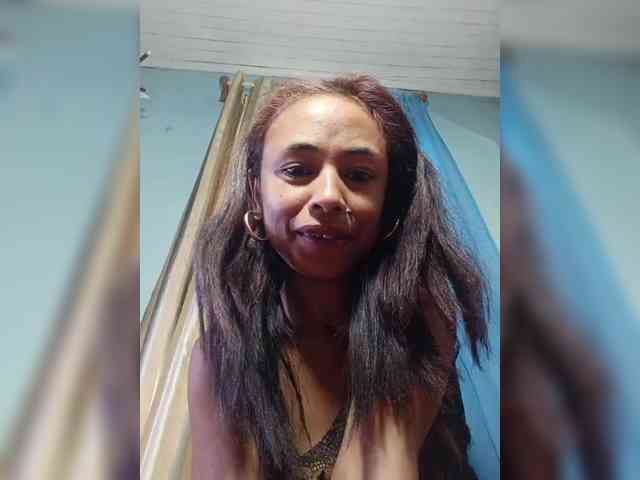 Reinewallashy3 webcam