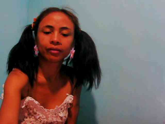 Reinewallashy3 webcam