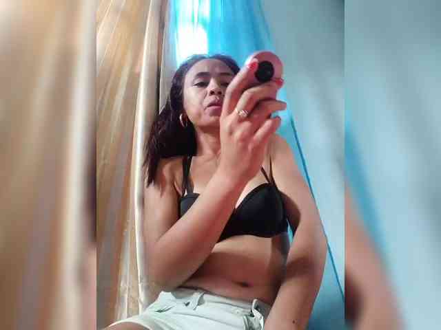 Reinewallashy3 webcam