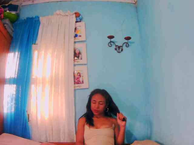 Reinewallashy3 webcam