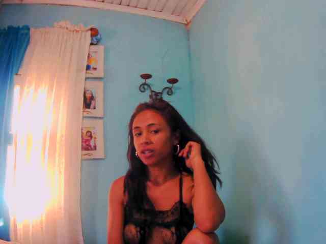 Reinewallashy3 webcam