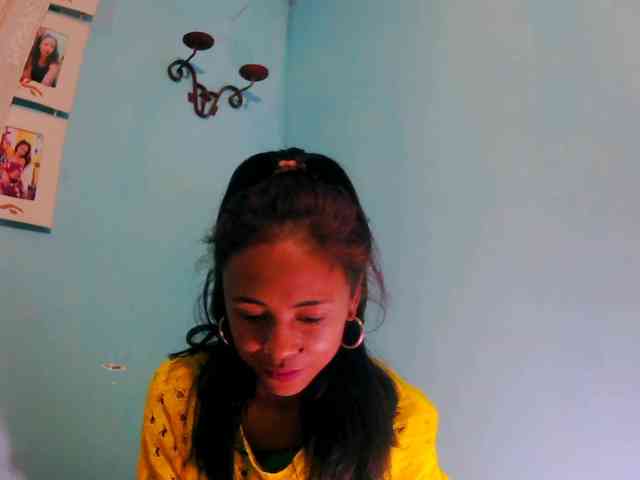 Reinewallashy3 webcam