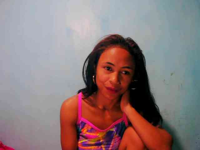 Reinewallashy3 webcam