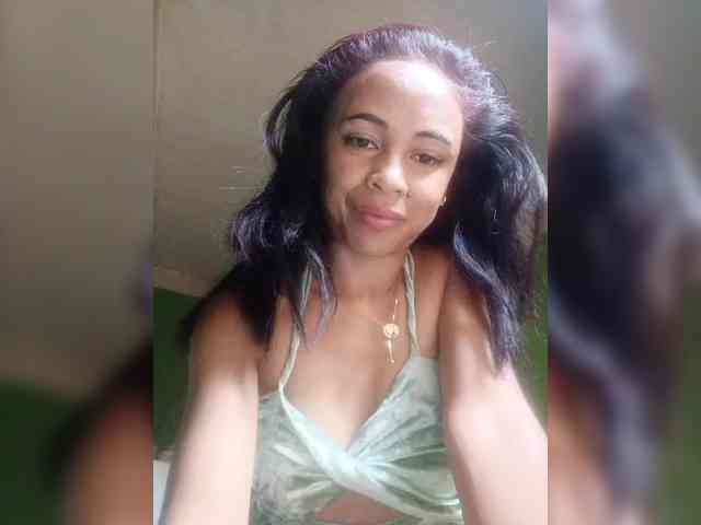 Reinewallashy3 webcam