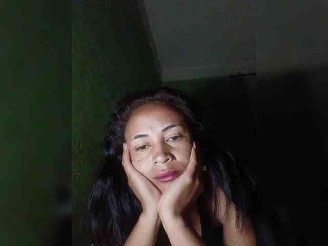 Reinewallashy3 webcam