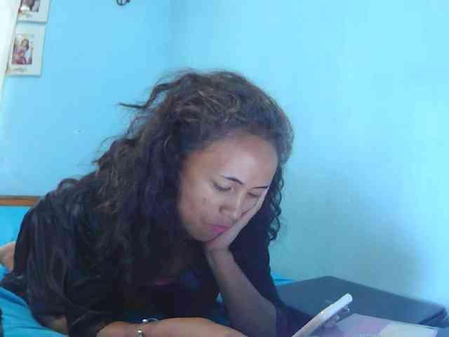 Reinewallashy3 webcam