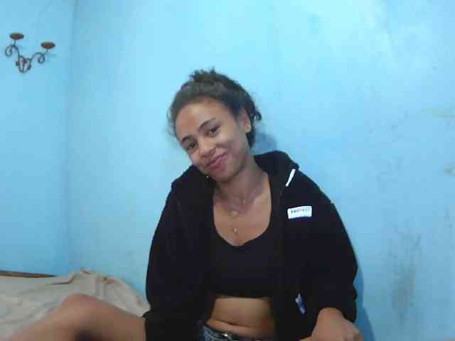 Reinewallashy3 webcam