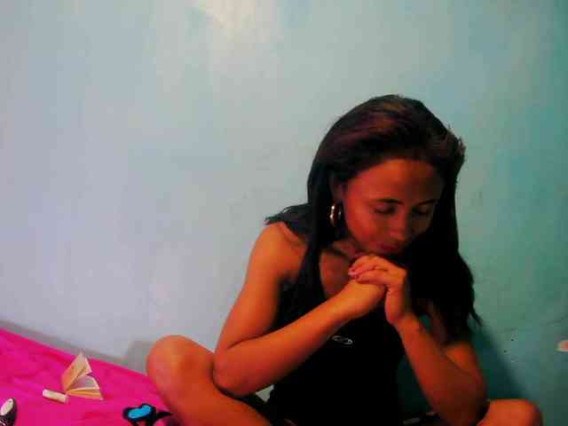 Reinewallashy3 webcam