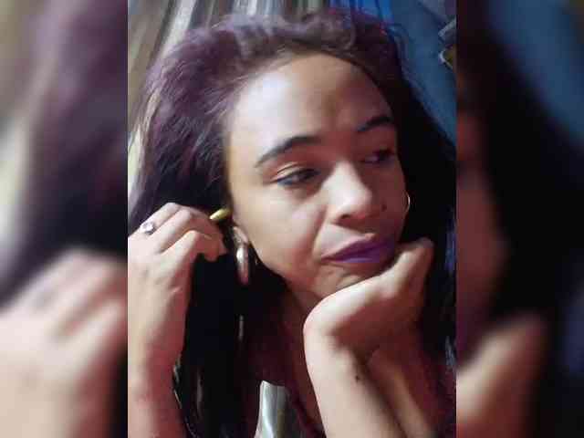 Reinewallashy3 webcam